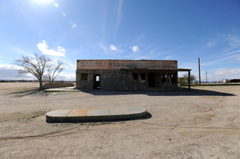 Enlarge photo 17