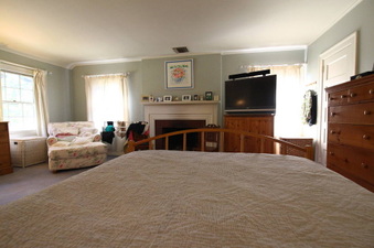 Enlarge photo 25
