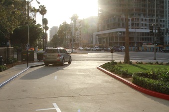 Enlarge photo 19
