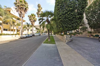 Enlarge photo 17
