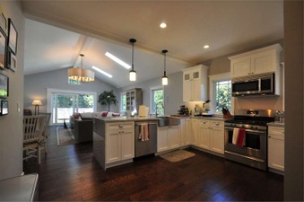 Enlarge photo 24