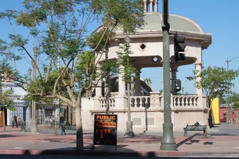 Mariachi Plaza