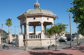 Enlarge photo 23