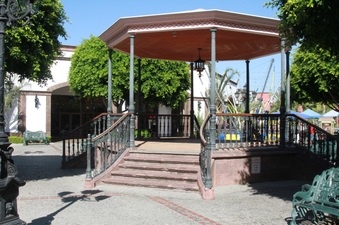 Enlarge photo 25