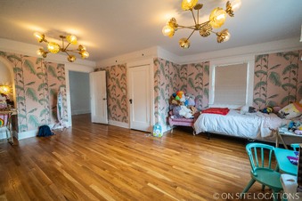 Enlarge photo 66