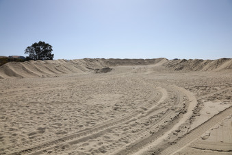 Enlarge photo 75