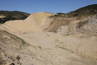 Enlarge photo 96