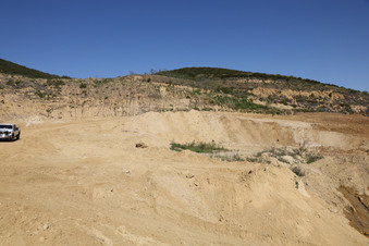 Enlarge photo 108