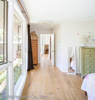 Enlarge photo 40