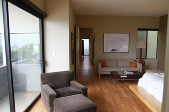 Enlarge photo 35