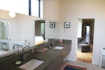 Enlarge photo 40