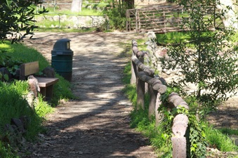 Enlarge photo 18