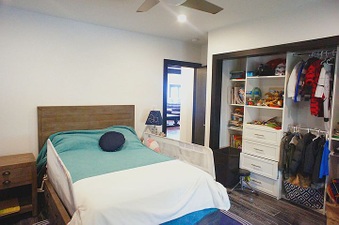 Enlarge photo 38