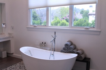 Enlarge photo 49