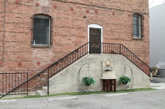Enlarge photo 17