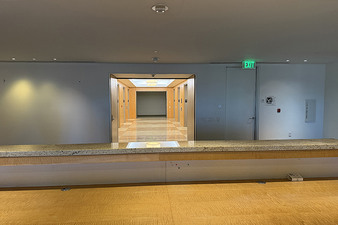 Enlarge photo 77