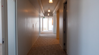 Enlarge photo 530