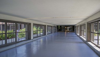 Enlarge photo 32