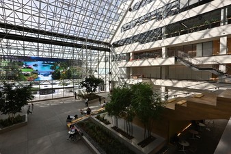 Enlarge photo 13