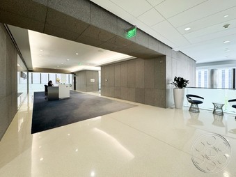 Enlarge photo 37