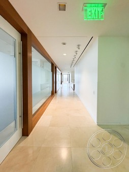 Enlarge photo 81