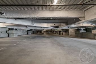 Enlarge photo 45