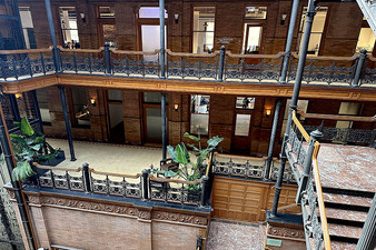 Enlarge photo 25