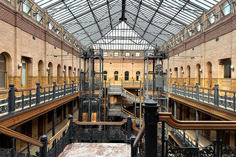 Enlarge photo 34