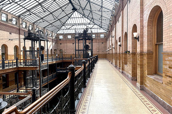 Enlarge photo 39