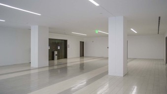 Enlarge photo 52