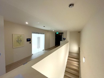 Enlarge photo 40