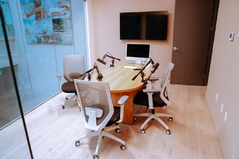 Enlarge photo 53
