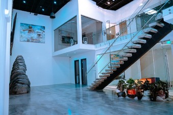 Enlarge photo 61
