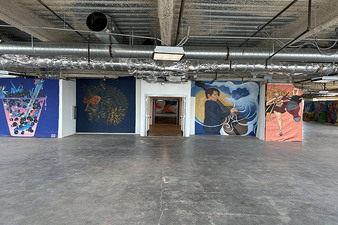 Enlarge photo 82