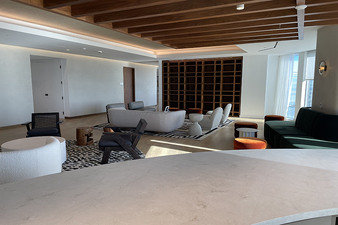 Enlarge photo 105