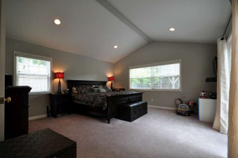 Enlarge photo 35