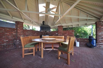 Enlarge photo 112