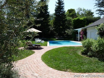 Enlarge photo 53