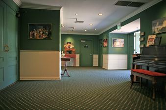 Enlarge photo 34