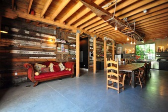 Enlarge photo 22