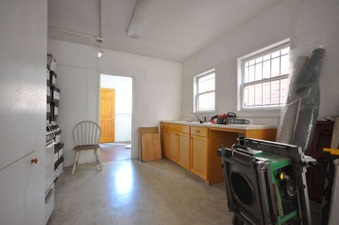 Enlarge photo 37