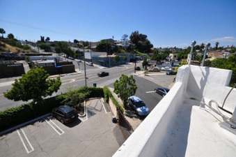 Enlarge photo 83