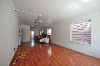 Enlarge photo 106