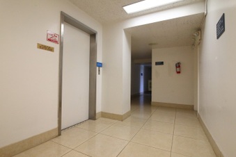 Enlarge photo 35