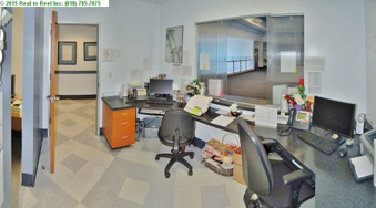 Enlarge photo 19