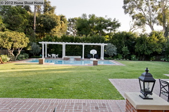 Enlarge photo 54