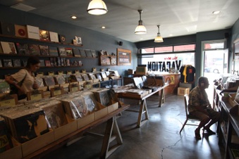 VACATION RECORDS/VINYL