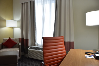 Holiday Inn Express NoHo #516