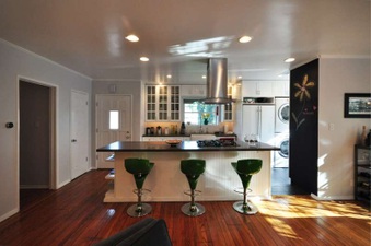 Enlarge photo 30