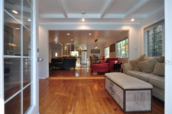 Enlarge photo 46